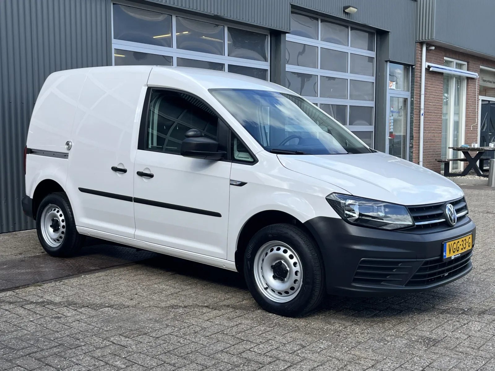Volkswagen Caddy (2020) — foto 1