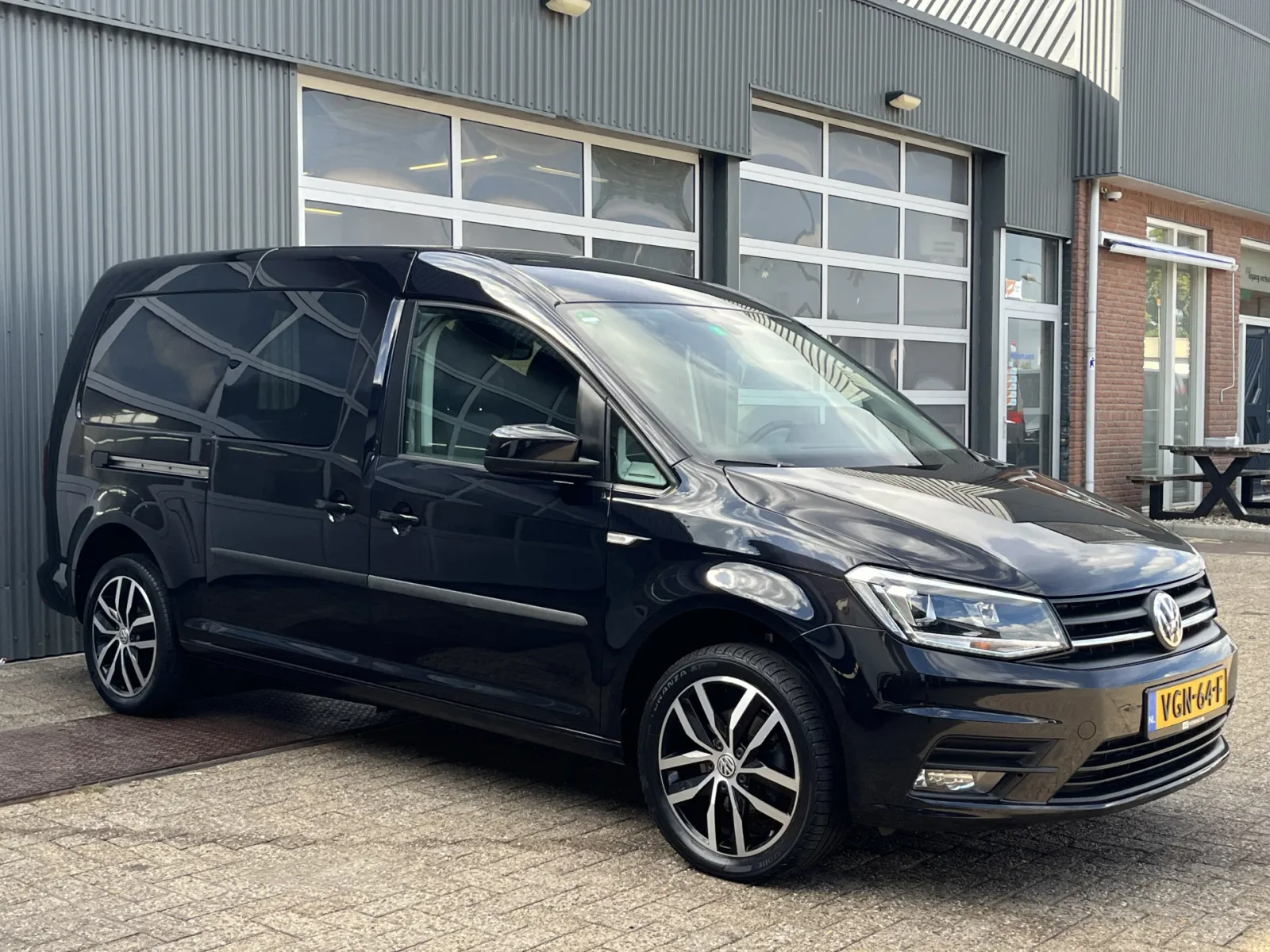 Volkswagen Caddy (2020) — foto 1