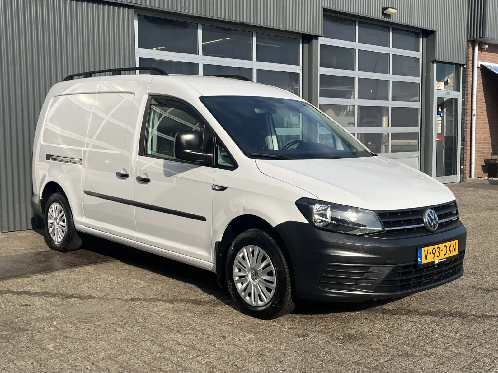 Volkswagen Caddy (2018) — foto 1