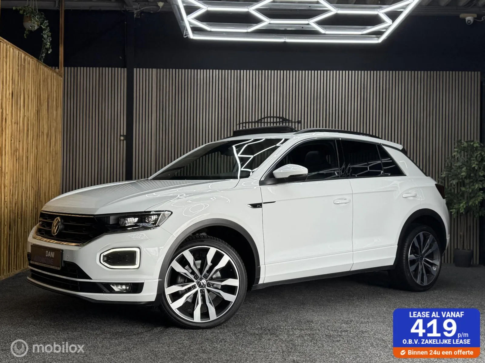 Volkswagen T-Roc (2021) — foto 1