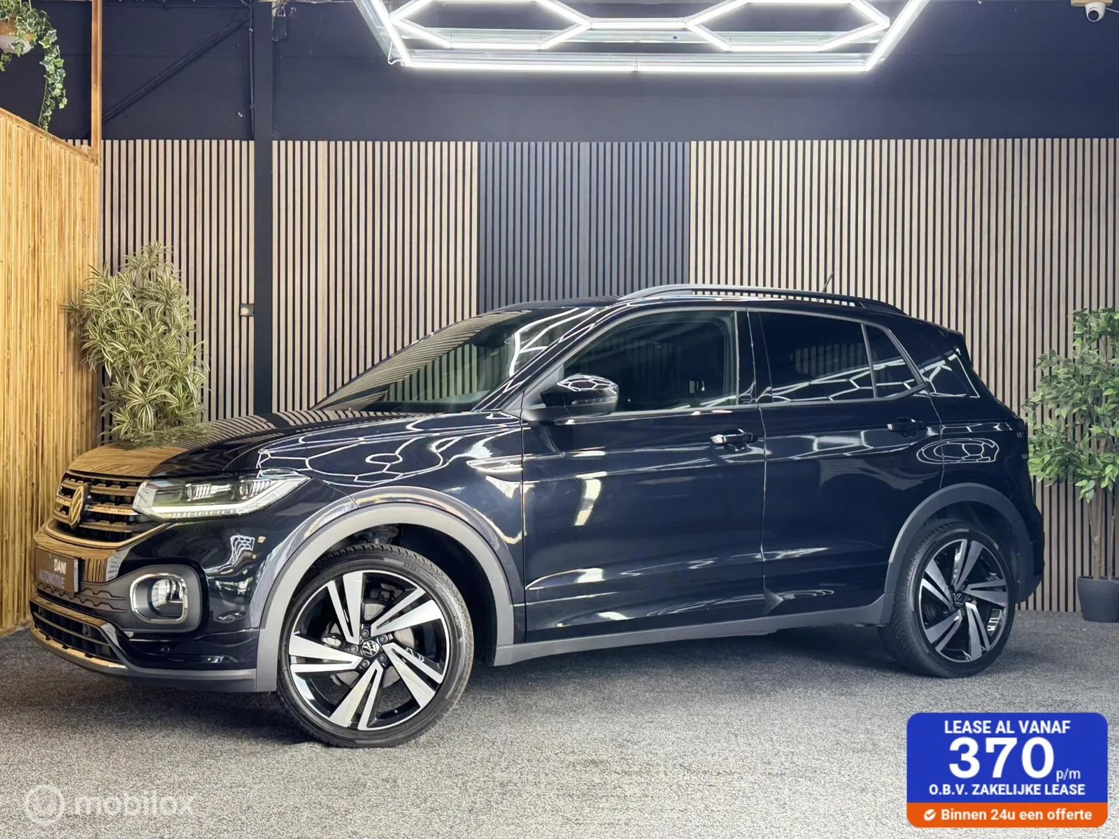 Volkswagen T-Cross (2023) — foto 1