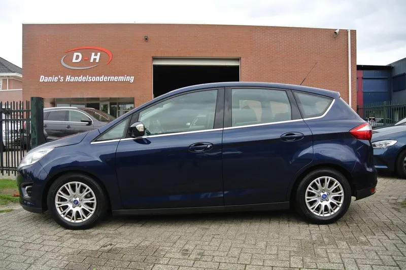 Ford C-Max (2012)