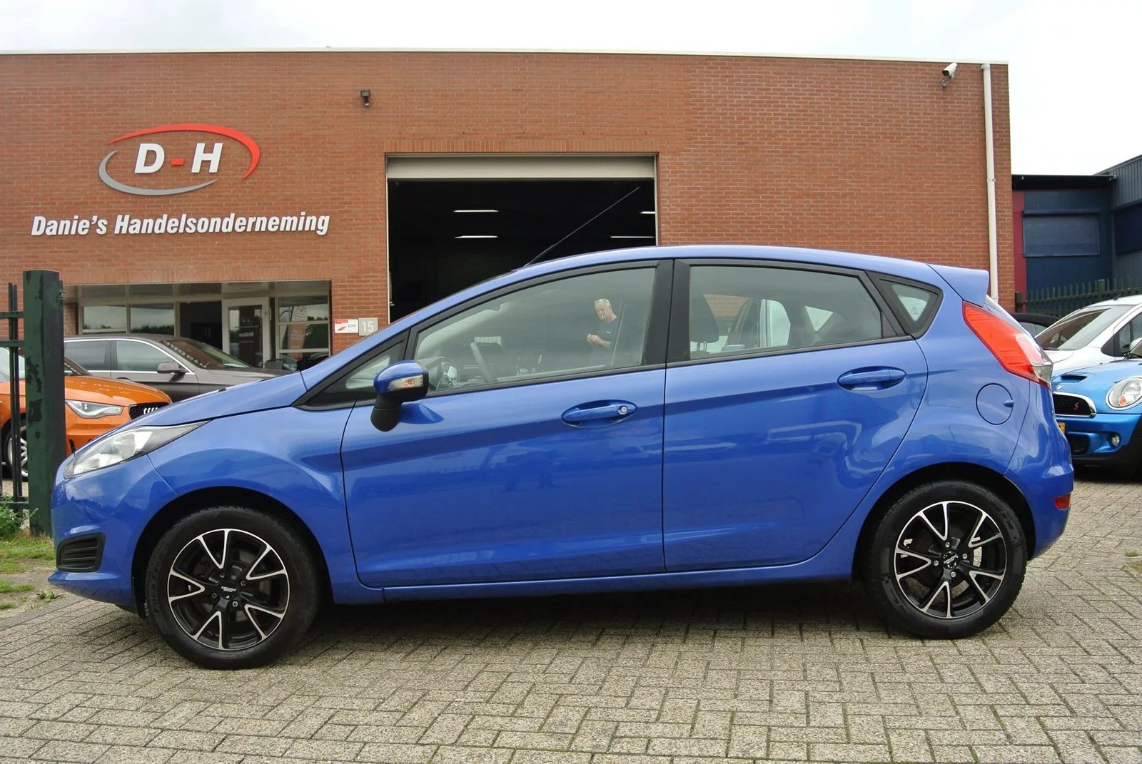 Ford Fiesta (2013) — foto 1