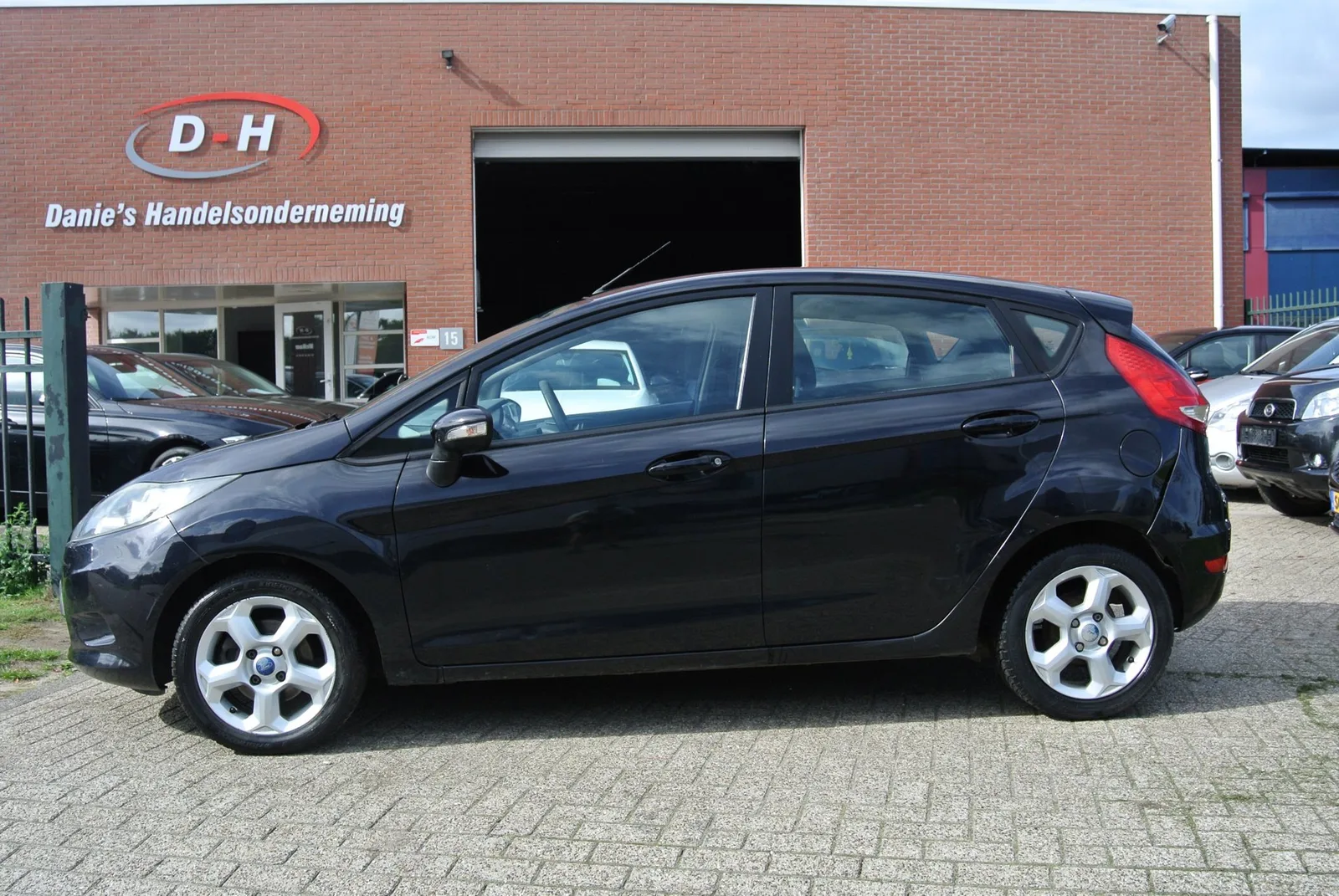 Ford Fiesta (2011) — foto 1