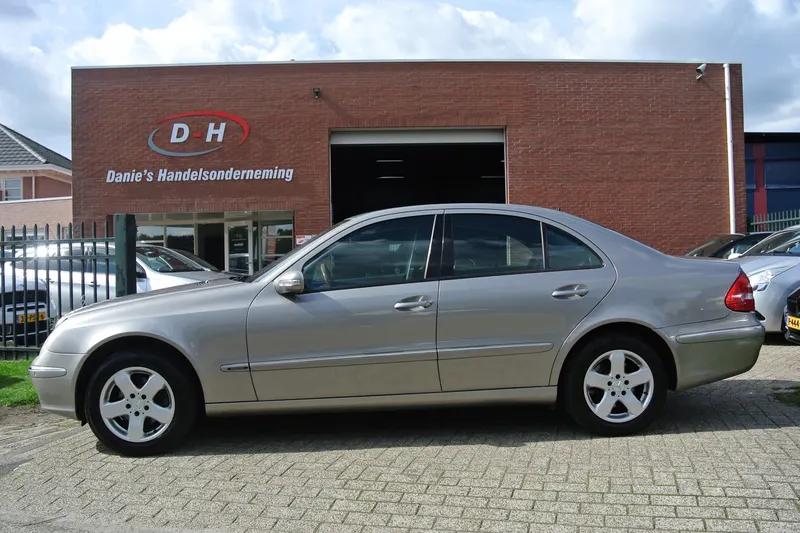 Mercedes-Benz E-Klasse (2005)
