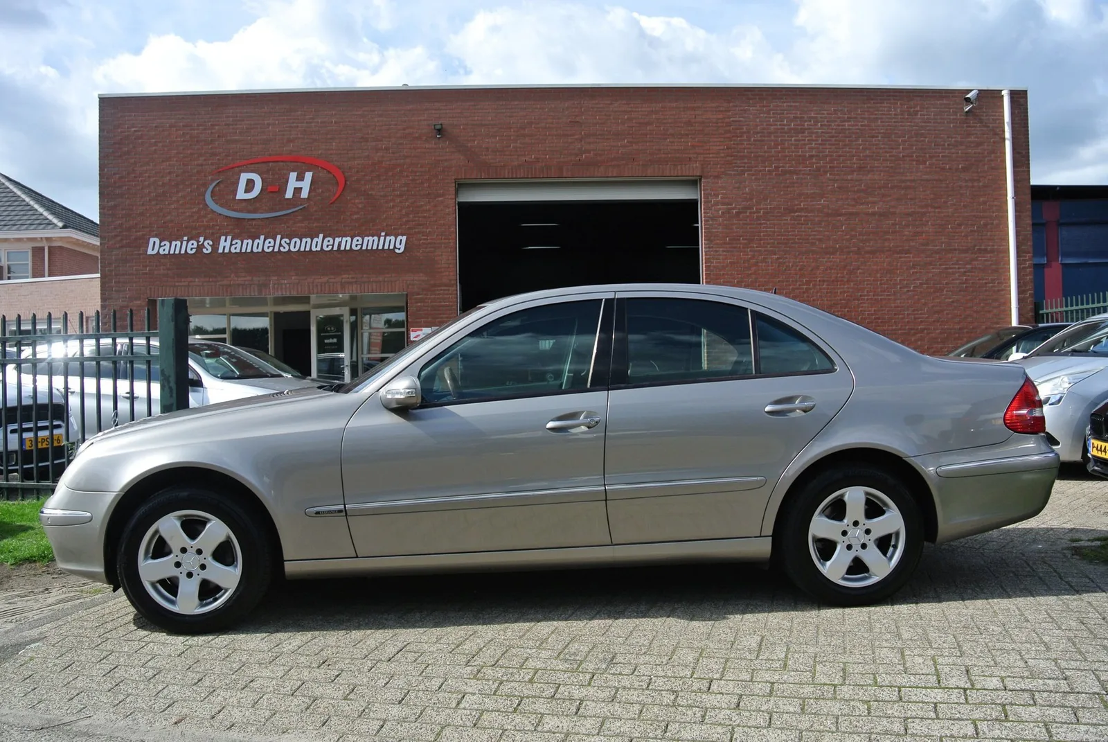 Mercedes-Benz E-Klasse (2005) — foto 1