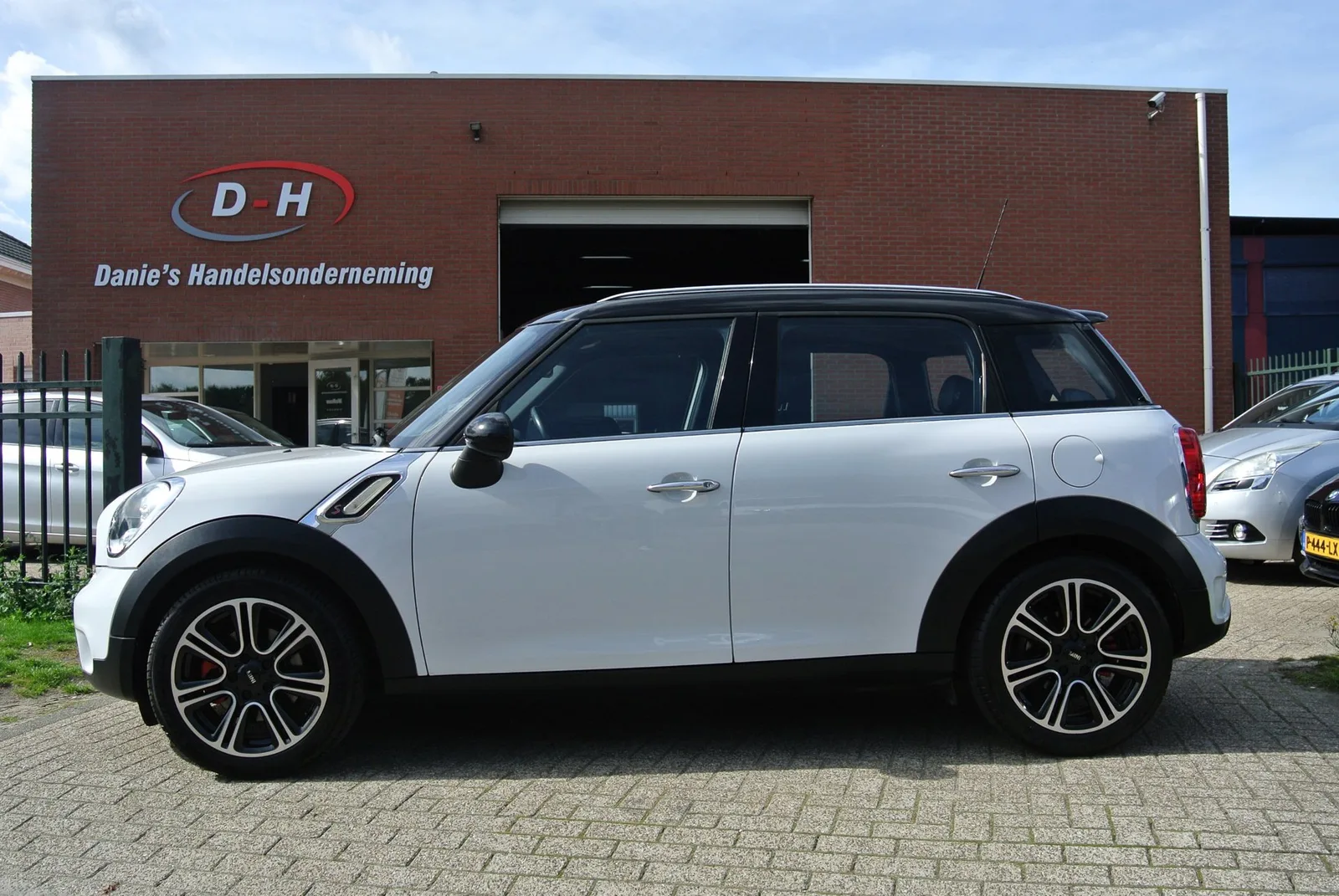 MINI Countryman (2011) — foto 1
