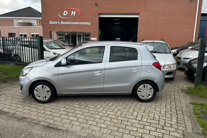 Mitsubishi Space Star (2017)
