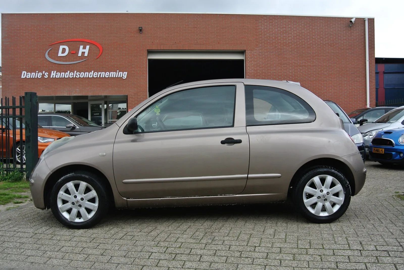 Nissan Micra (2007) — foto 1