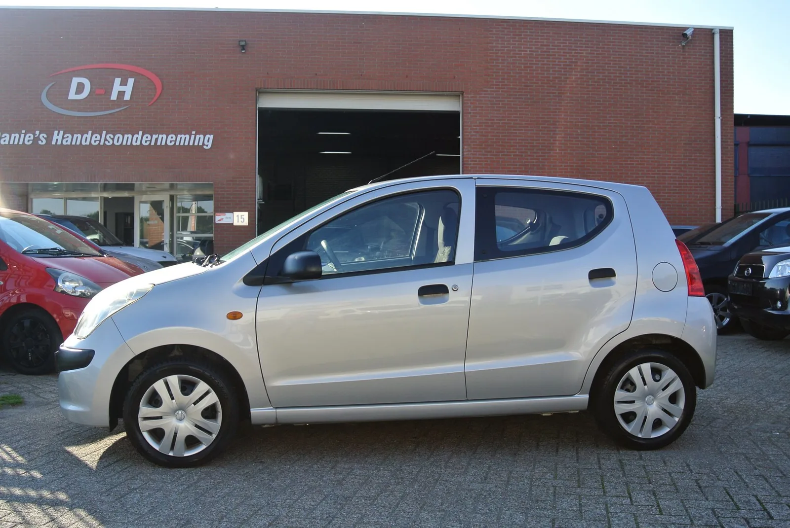 Nissan Pixo (2013) — foto 1