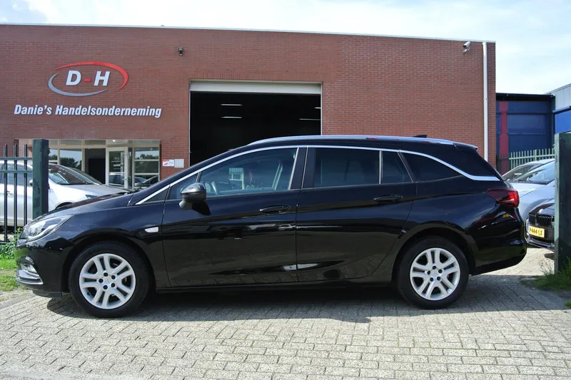 Opel Astra (2018)