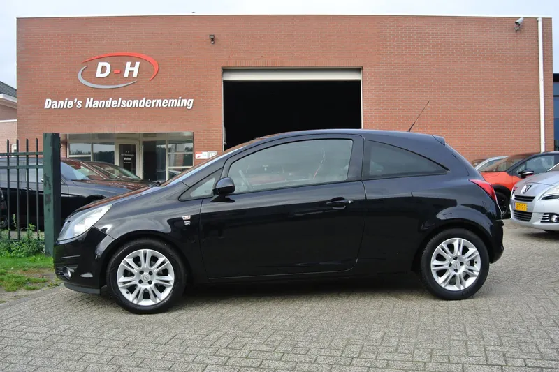 Opel Corsa (2010)