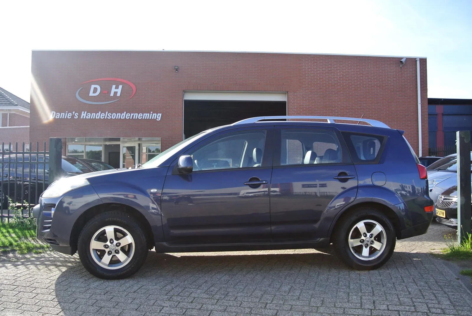 Peugeot 4007 (2008) — foto 1