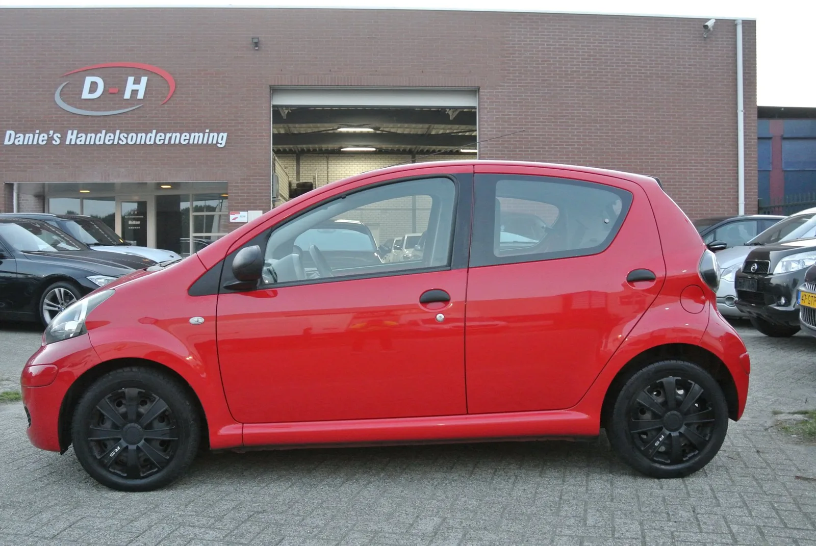 Toyota Aygo (2011) — foto 1