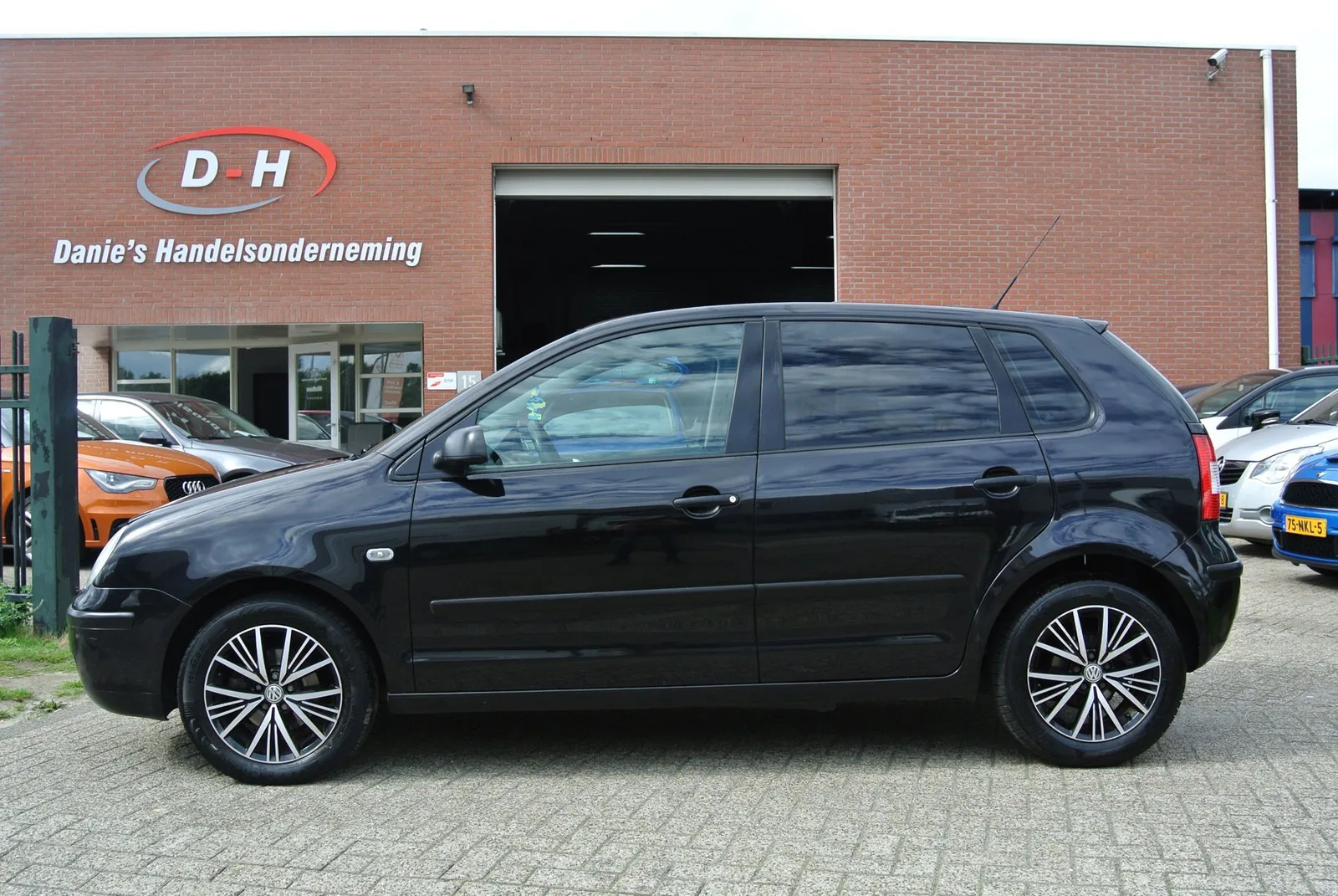 Volkswagen Polo (2003) — foto 1