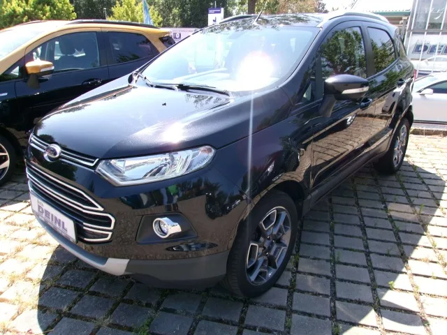 Ford EcoSport (2017) — foto 1