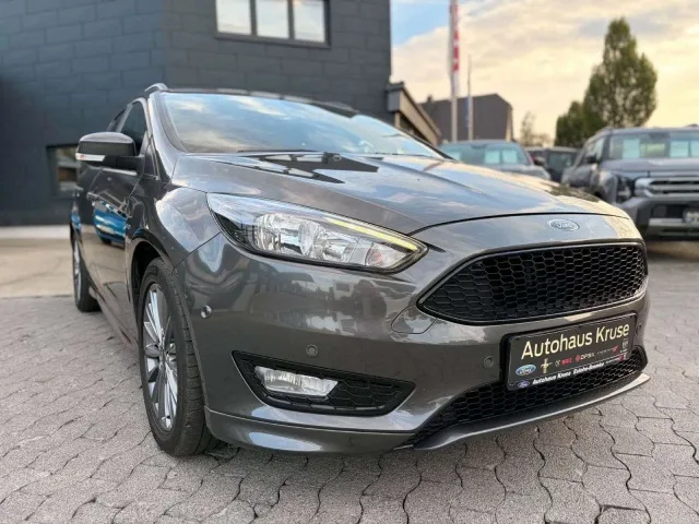 Ford Focus (2018) — foto 1