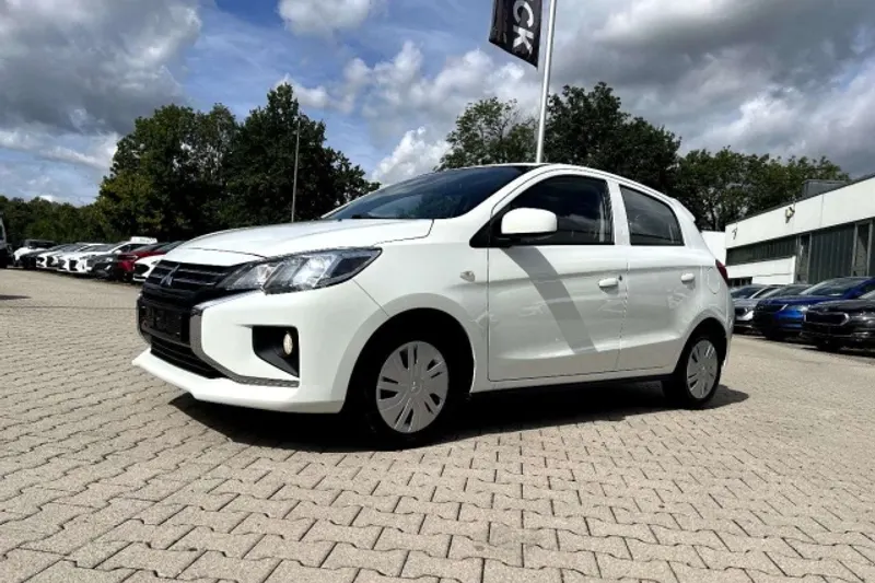 Mitsubishi Space Star (2022)