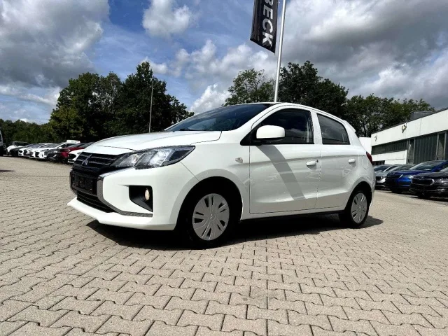 Mitsubishi Space Star (2022) — foto 1