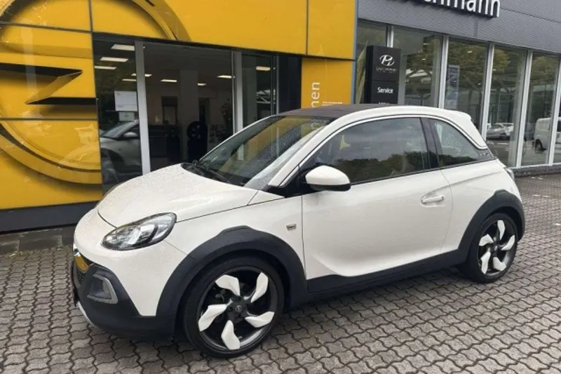 Opel Adam (2017)