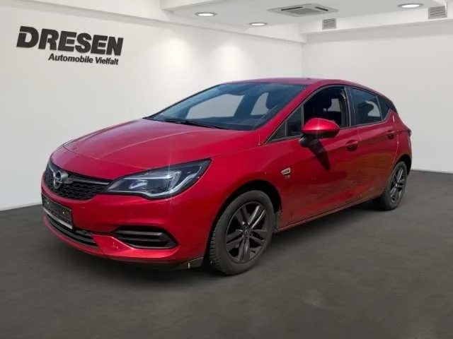 Opel Astra (2020) — foto 1