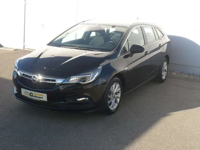 Opel Astra (2018) — foto 1