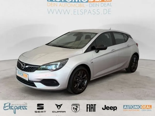 Opel Astra (2020) — foto 1