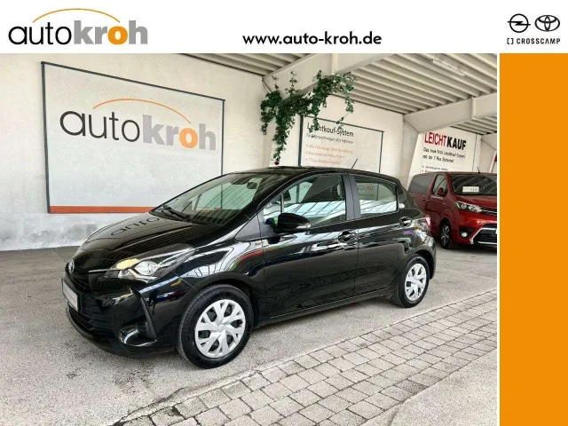 Toyota Yaris (2018) — foto 1