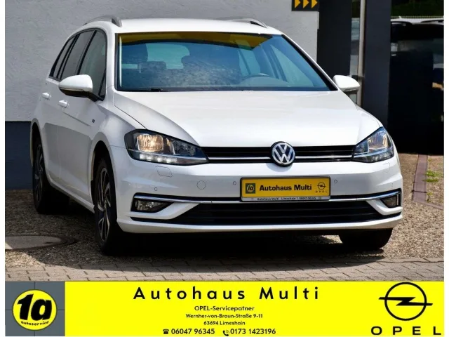 Volkswagen Golf (2018) — foto 1