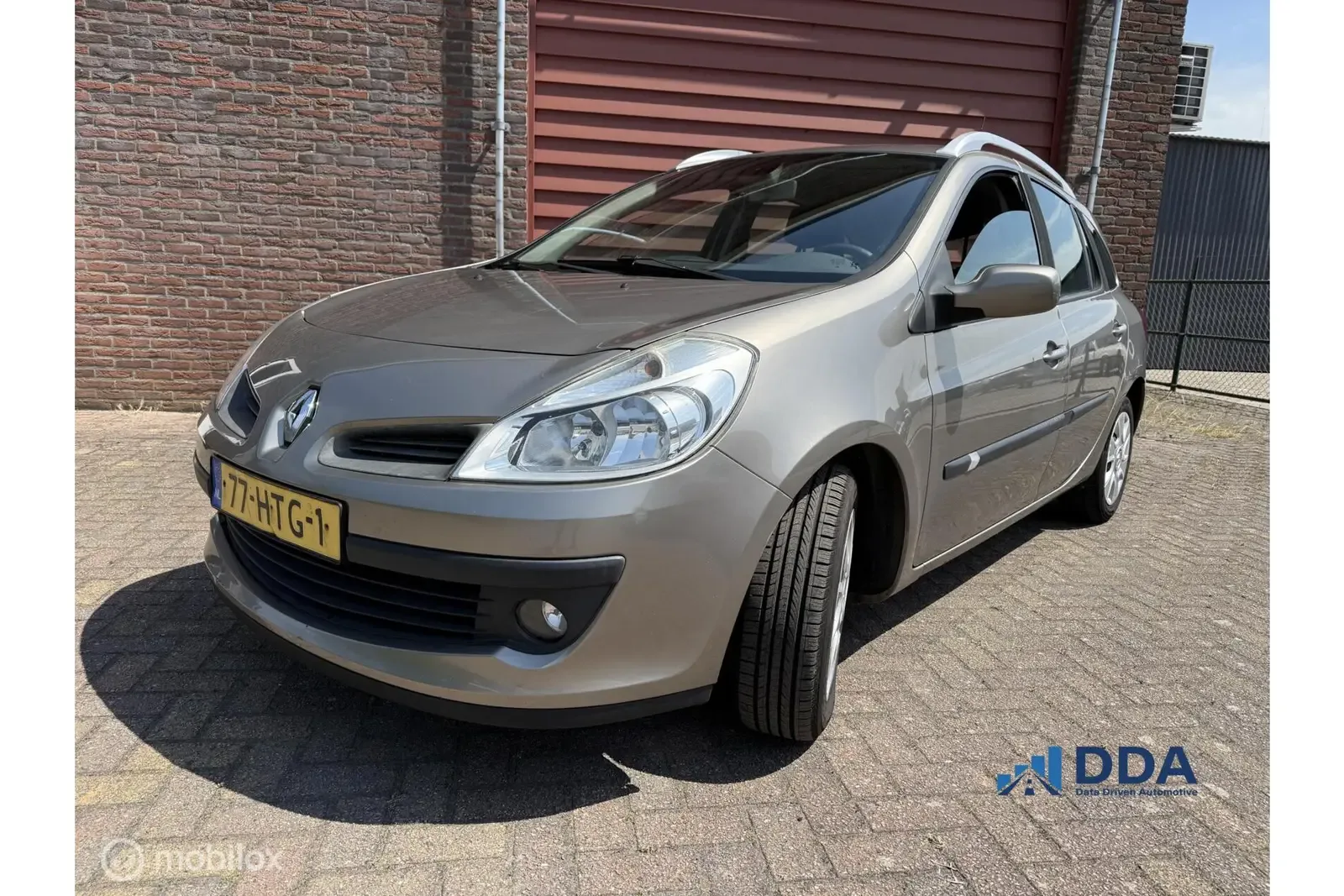 Renault Clio (2009) — foto 1