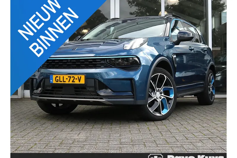 Lynk & Co 01 (2022)