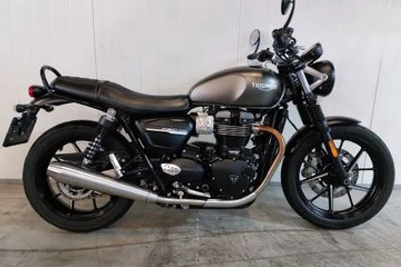 Triumph Street Twin (2020)