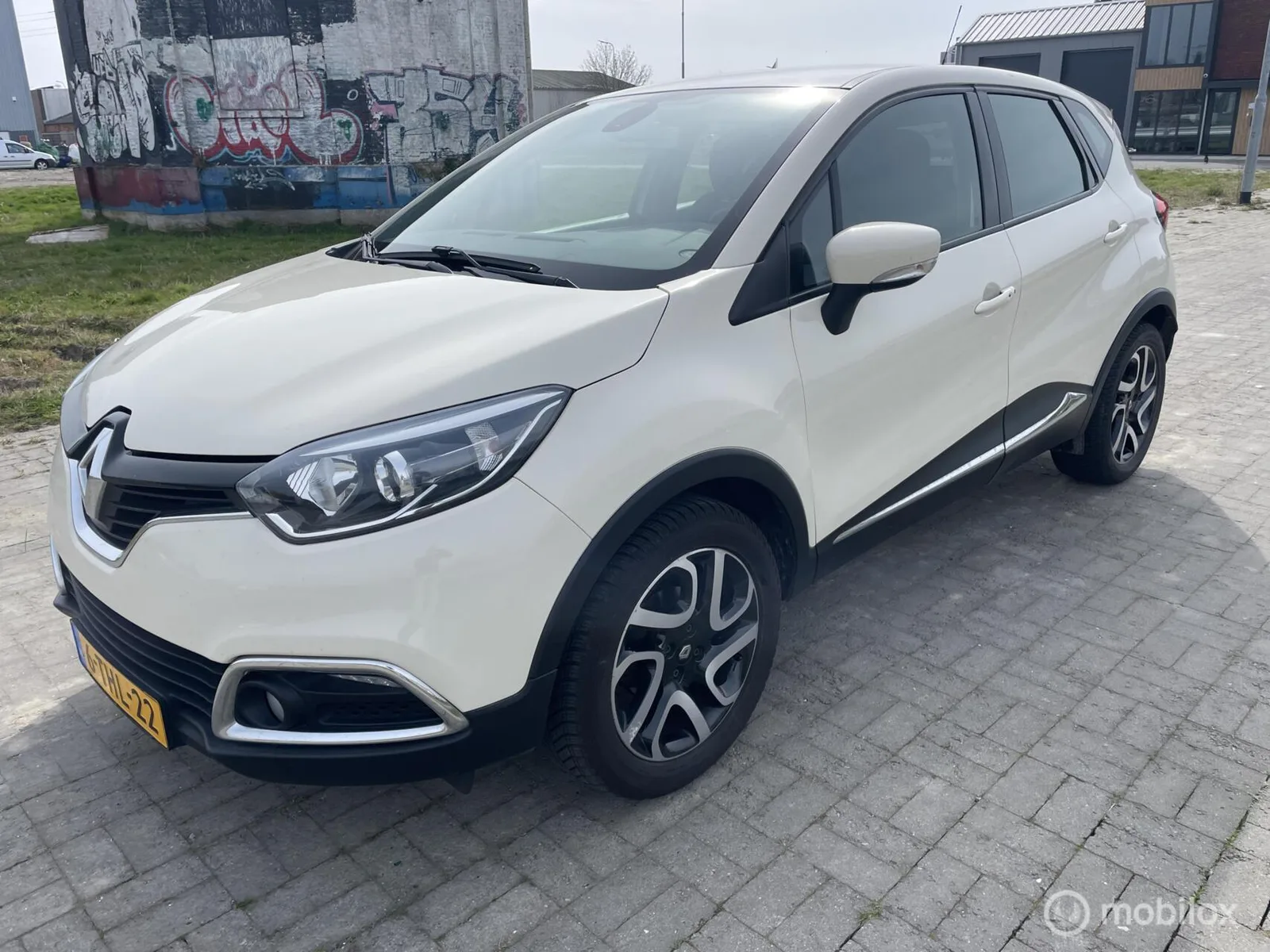 Renault Captur (2014) — foto 1