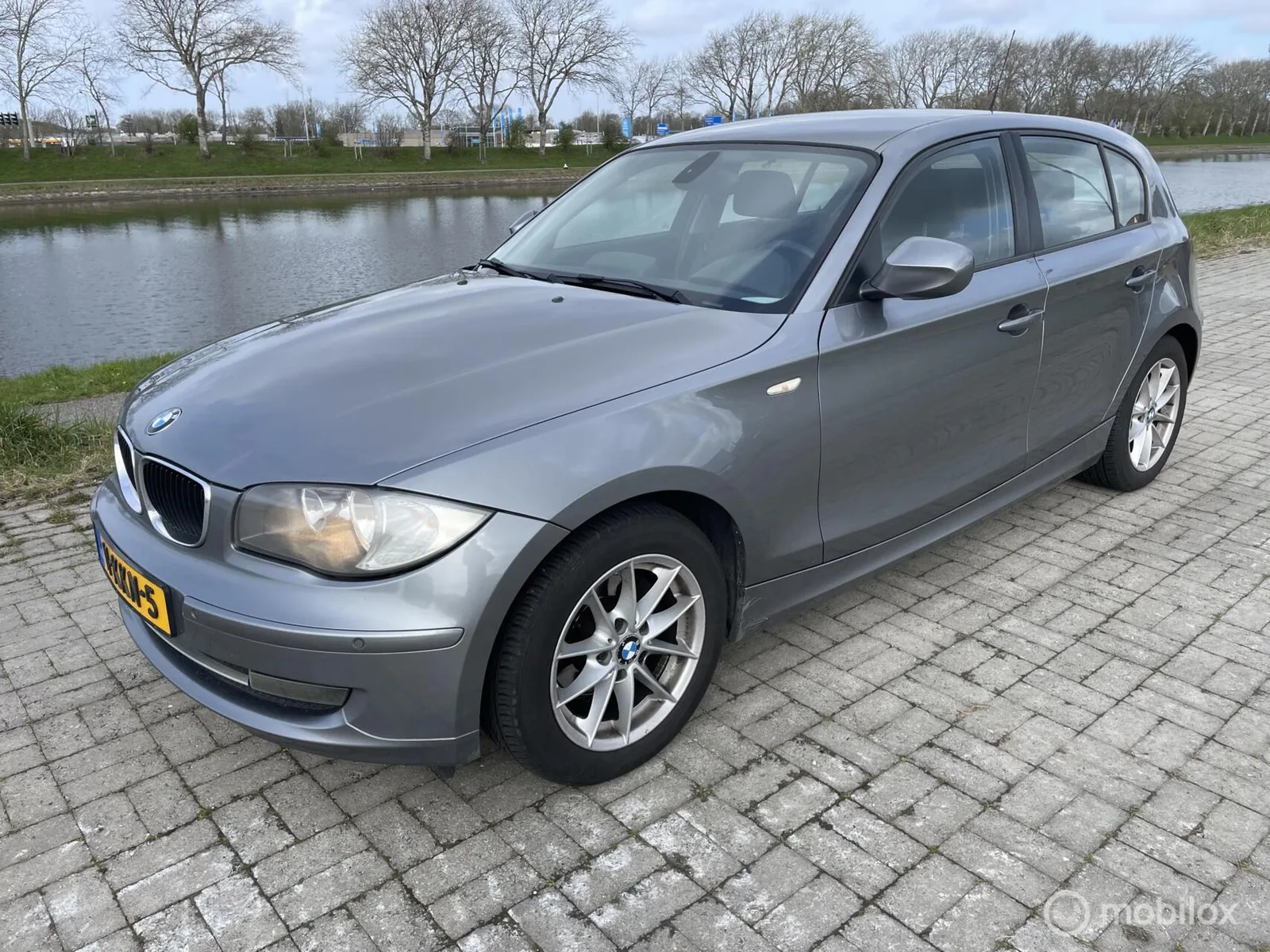 BMW 1-Serie (2010) — foto 1