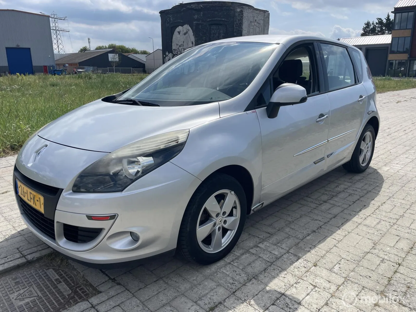 Renault Scénic (2010) — foto 1