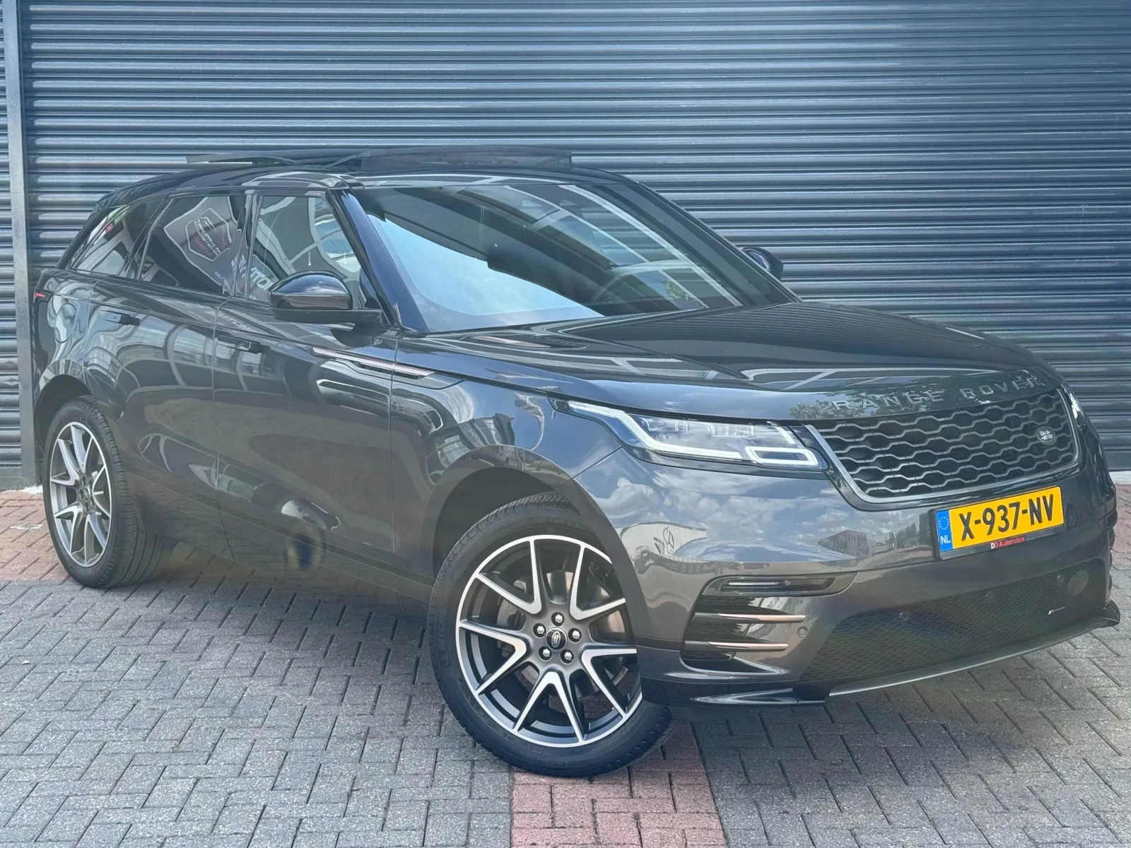 Land Rover Range Rover Velar (2023) — foto 1