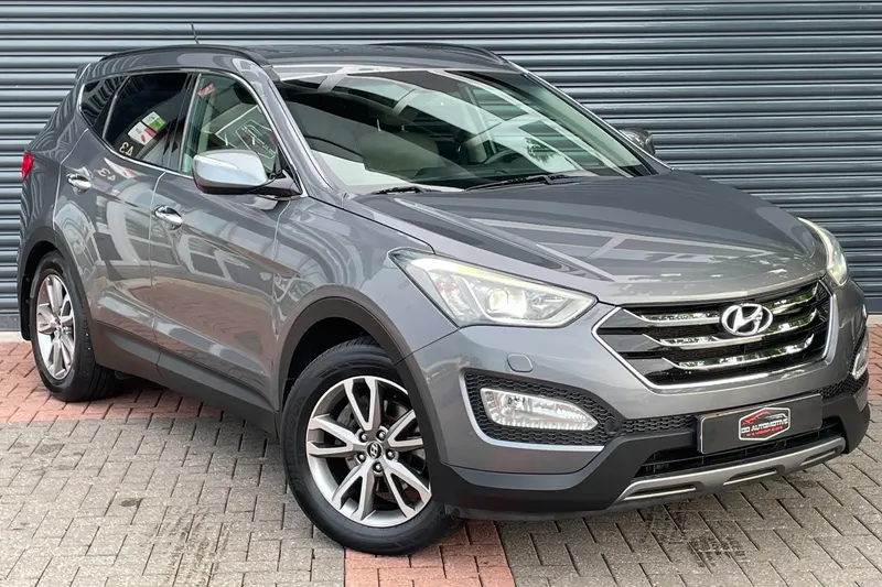 Hyundai Santa Fe (2012)