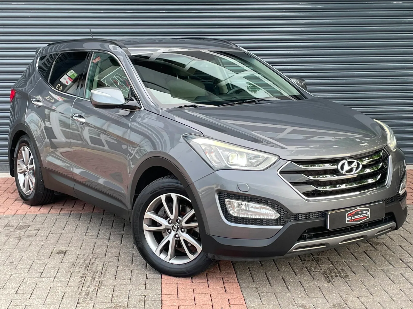 Hyundai Santa Fe (2012) — foto 1