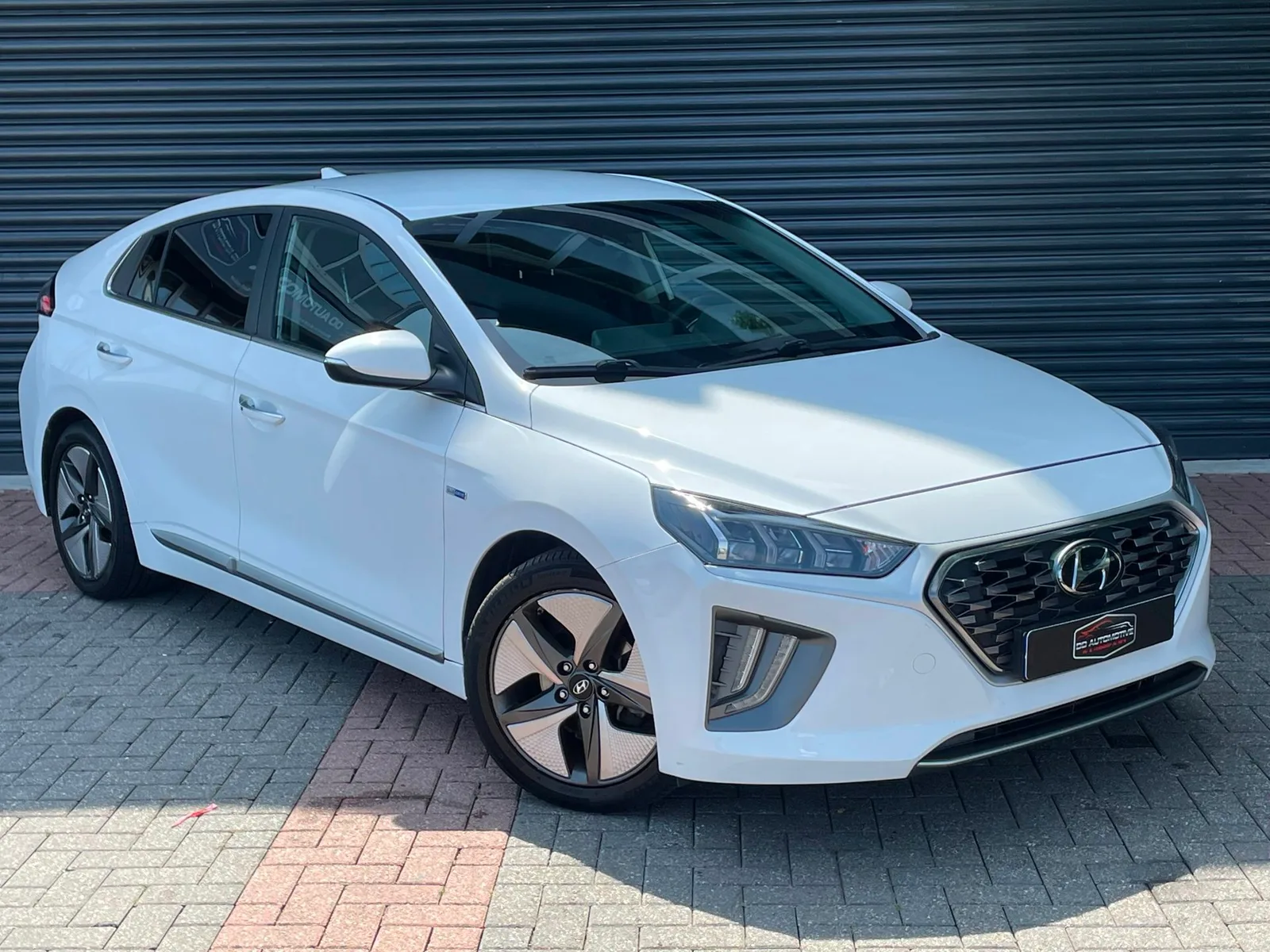Hyundai Ioniq (2020) — foto 1