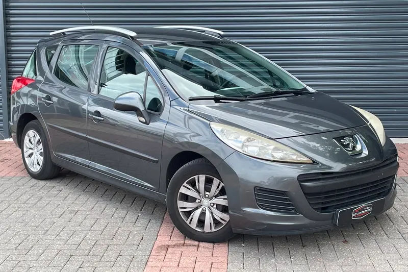 Peugeot 207 (2010)