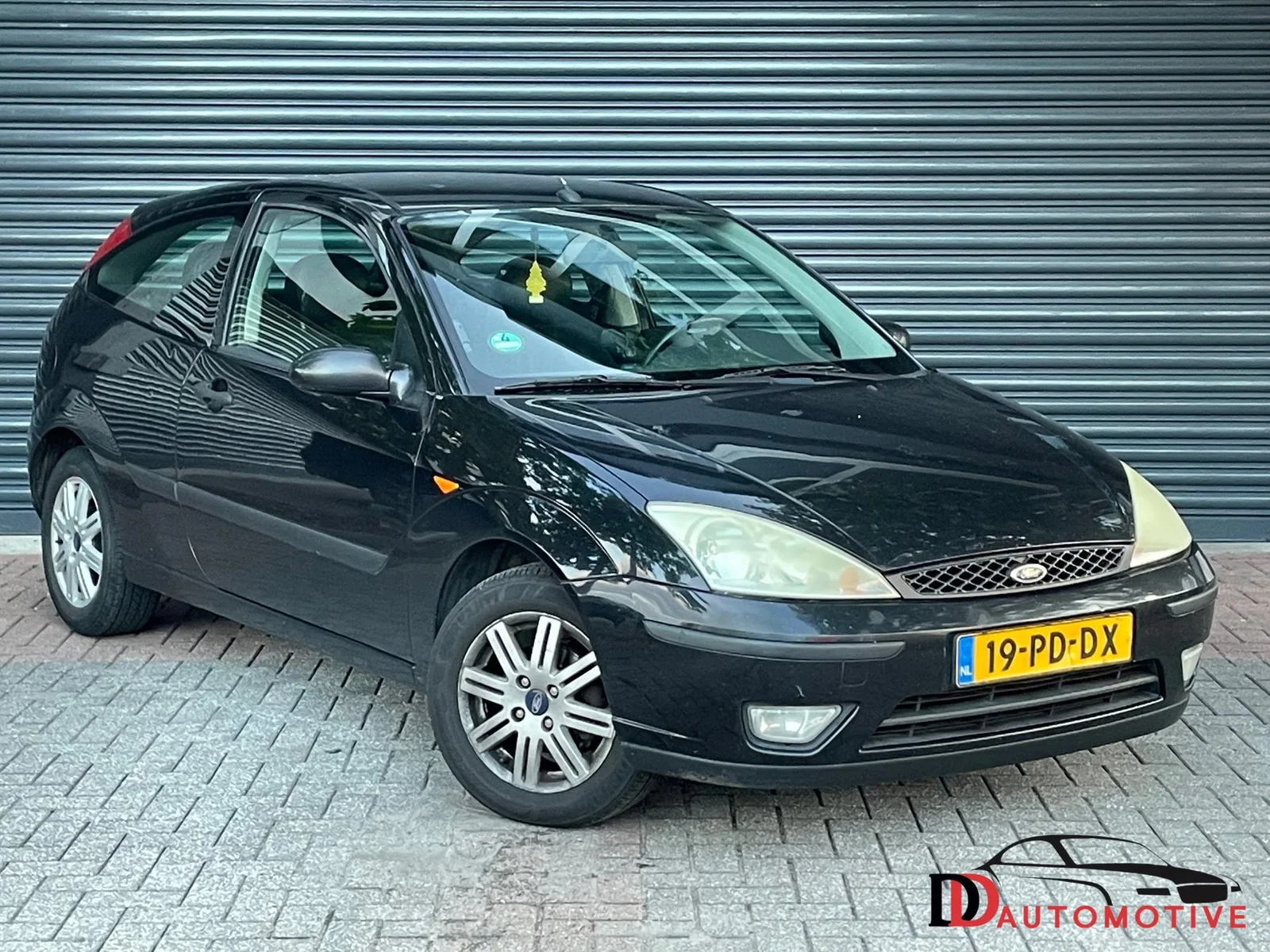 Ford Focus (2004) — foto 1