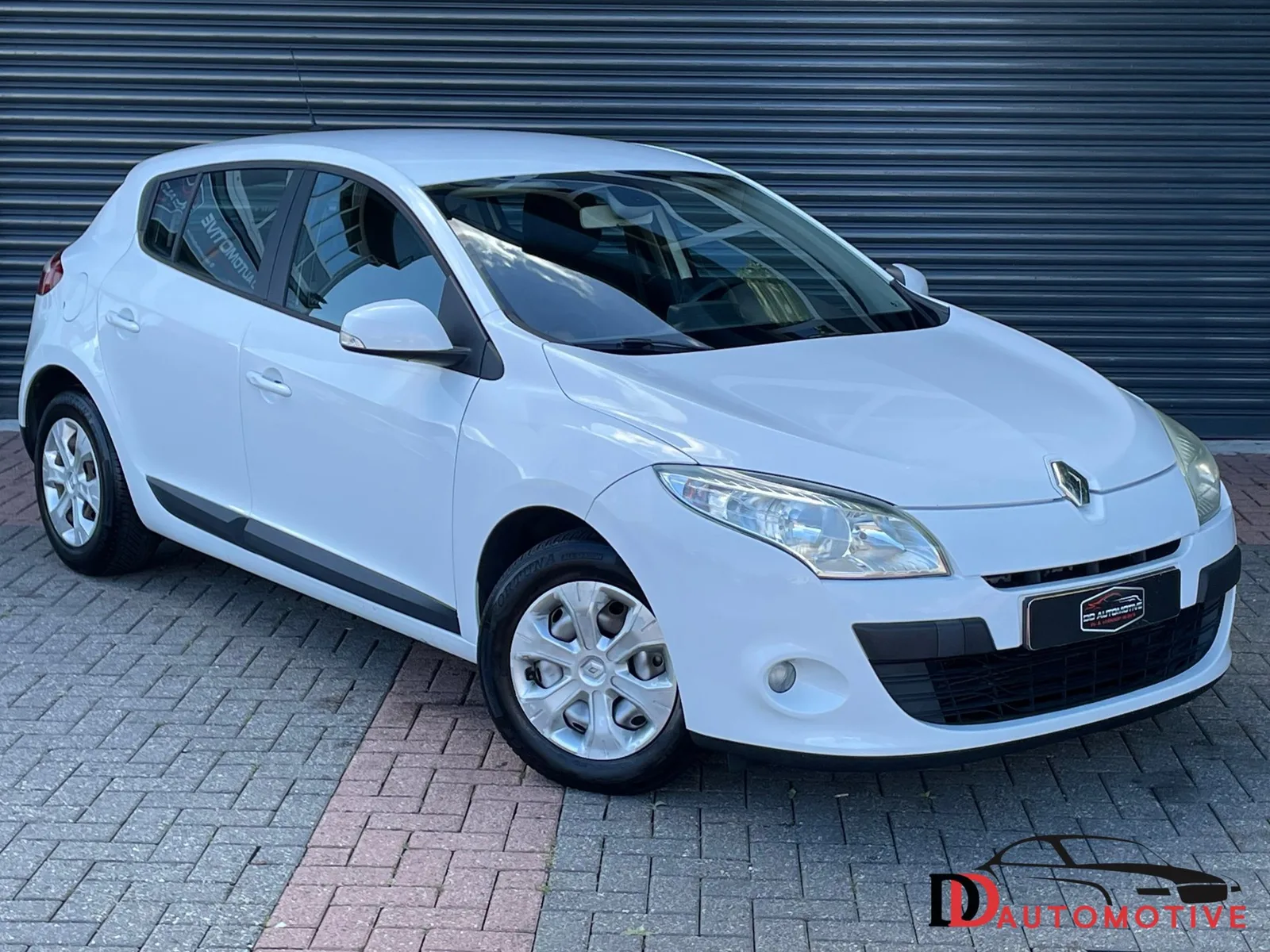 Renault Mégane (2010) — foto 1