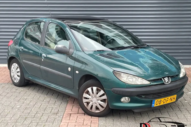 Peugeot 206 (1999)