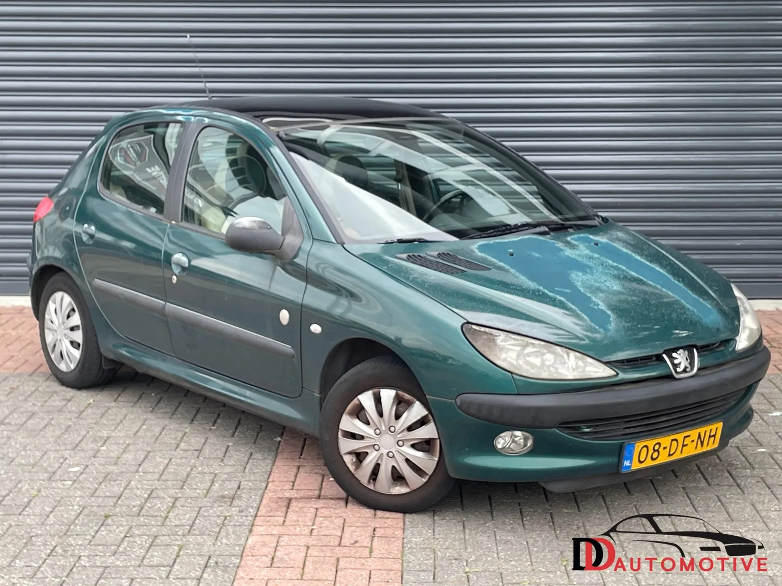 Peugeot 206 (1999) — foto 1