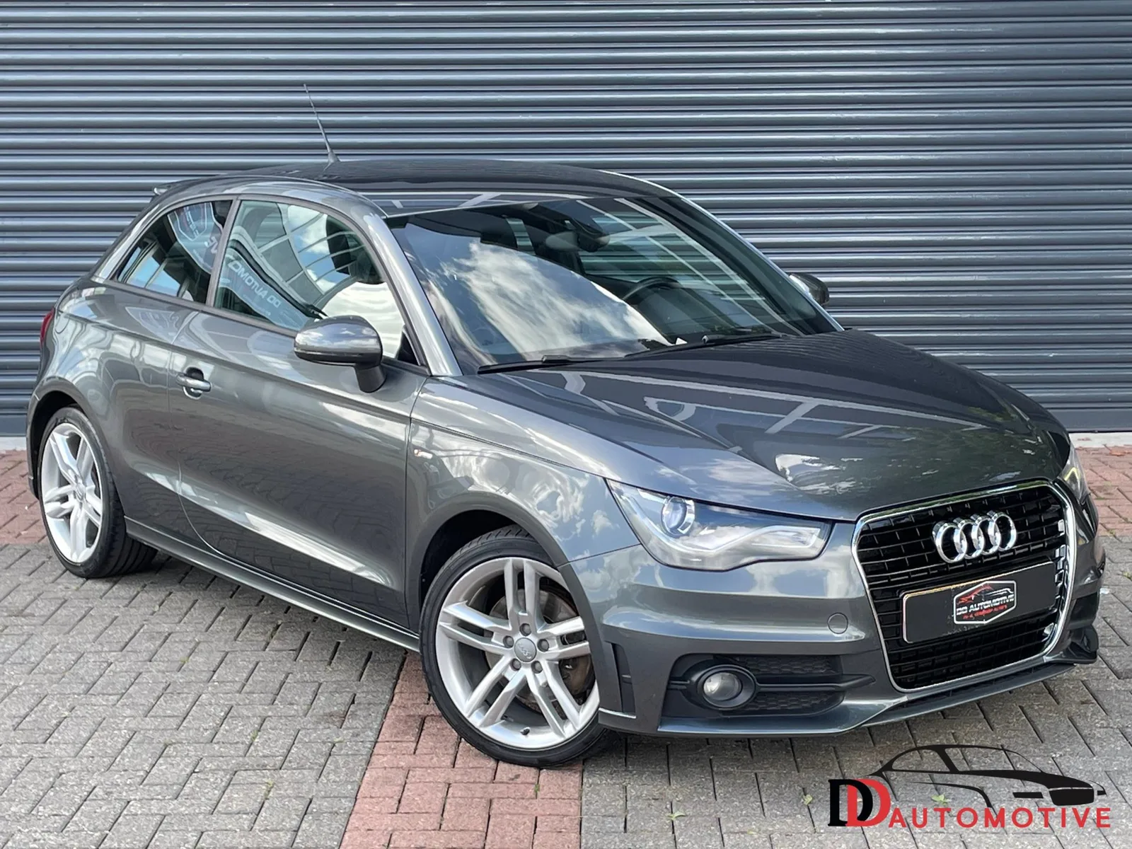 Audi A1 (2011) — foto 1