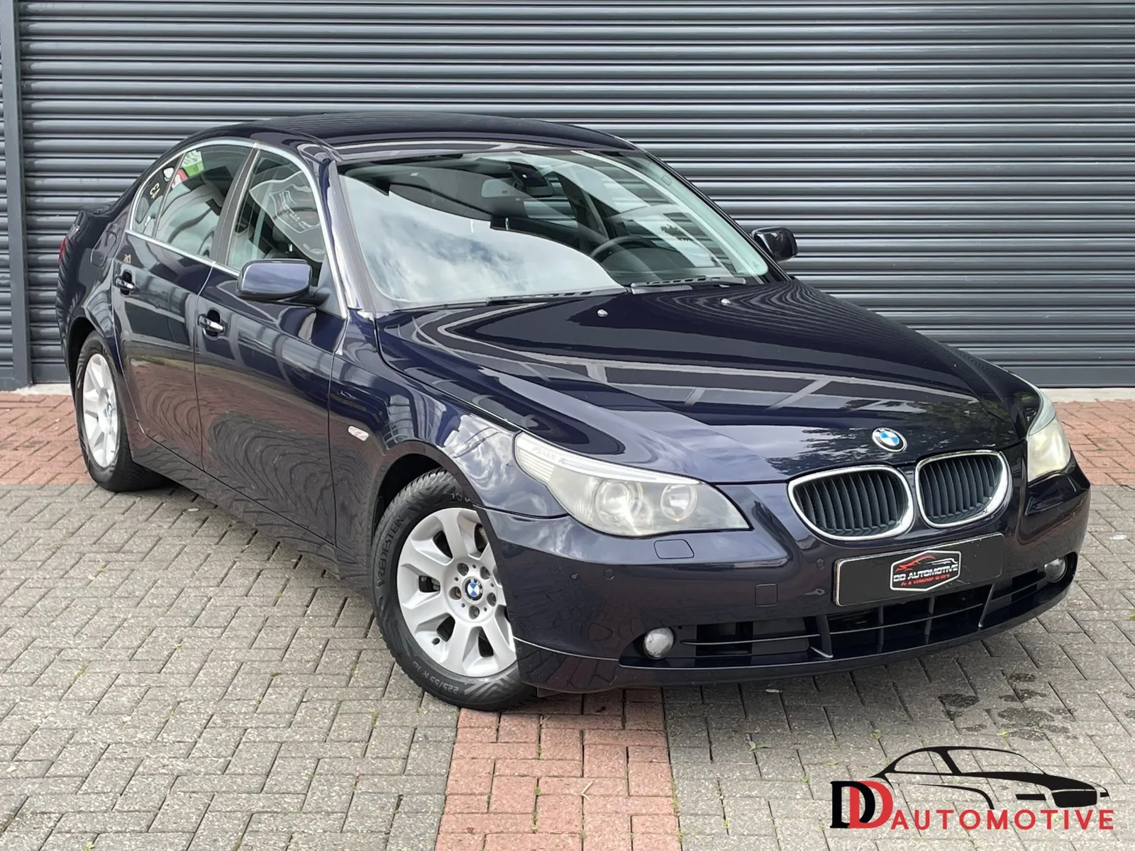 BMW 5-Serie (2004) — foto 1