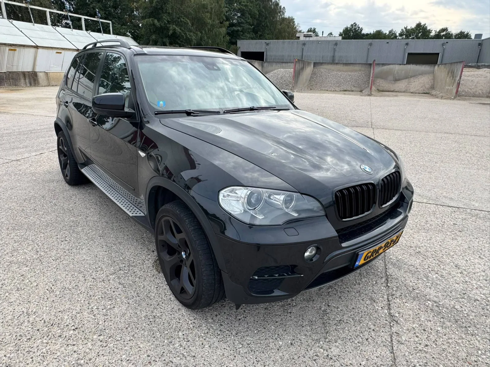 BMW X5 (2010) — foto 1