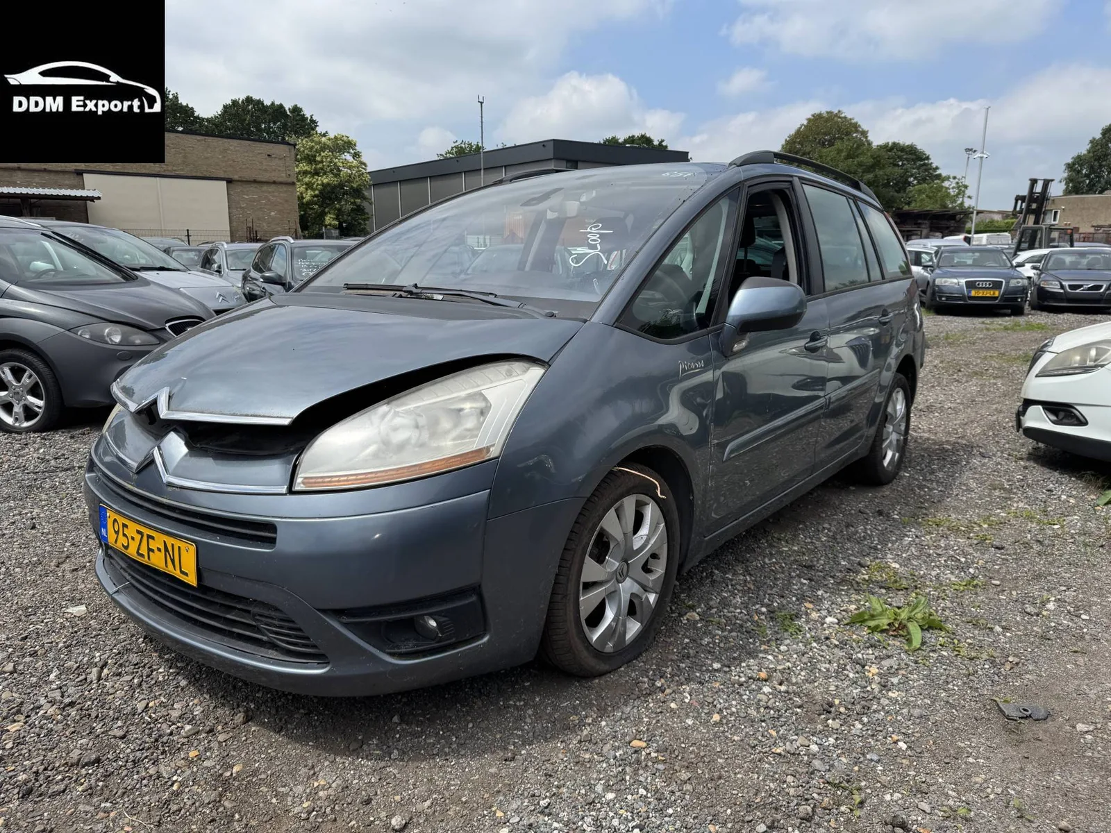 Citroën Grand C4 Picasso (2008) — foto 1