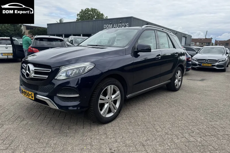Mercedes-Benz GLE (2015)
