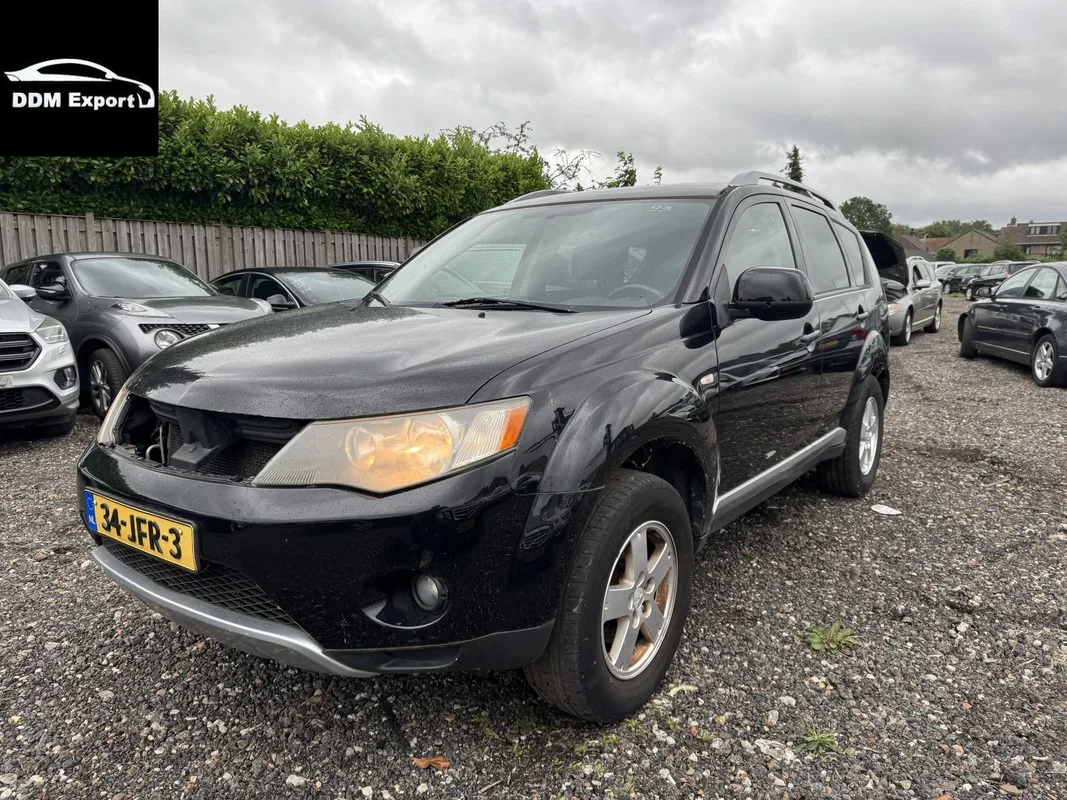 Mitsubishi Outlander (2009) — foto 1